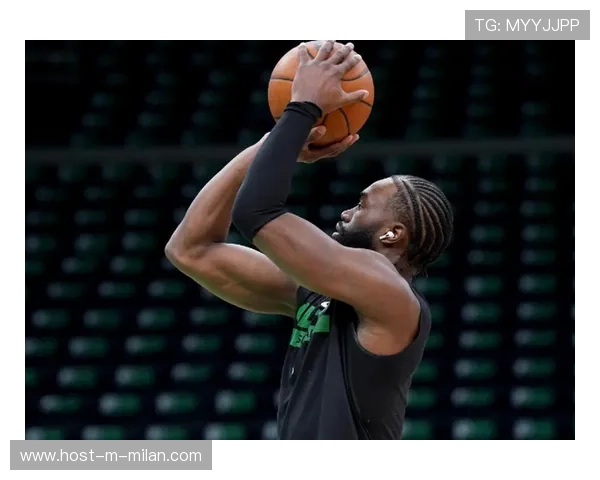 NBA布朗防守覆盖训练更强悍，迎接全新挑战！